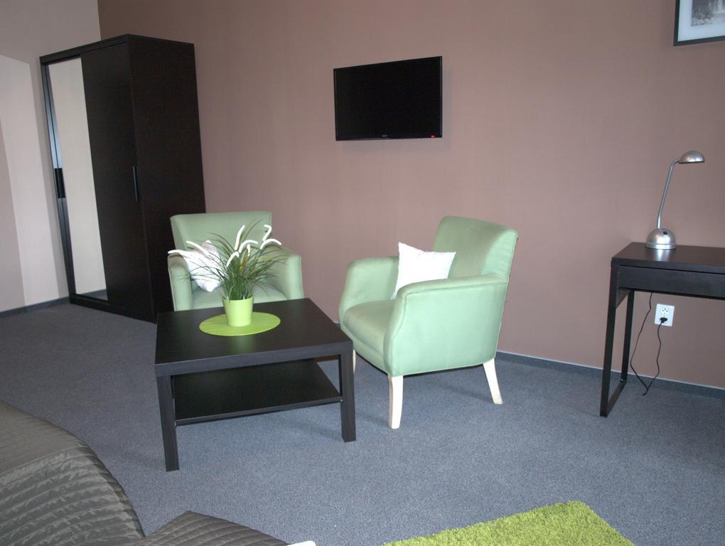 Hotel U Lva Bílina Dış mekan fotoğraf